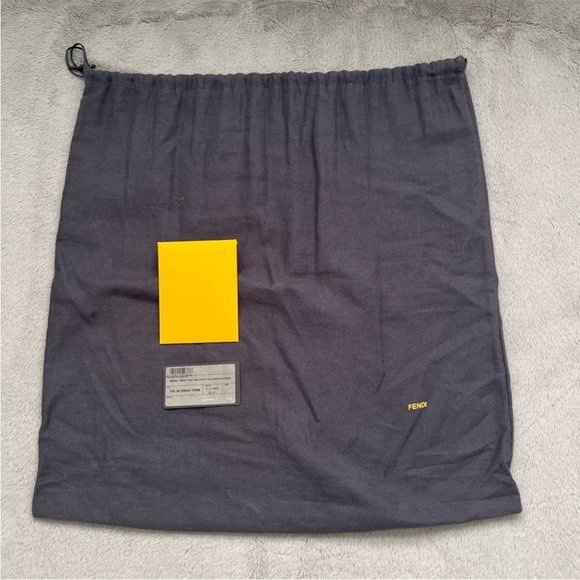 Fendi Zucca messenger bag - Picture 3 of 13